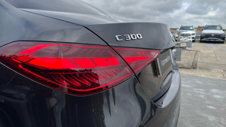 Mercedes-Benz C-Class C300 AMG Line Premium Plus 4dr 9G-Tronic Petrol Saloon